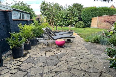4 bedroom house for sale, The Green, Aston on Trent DE72
