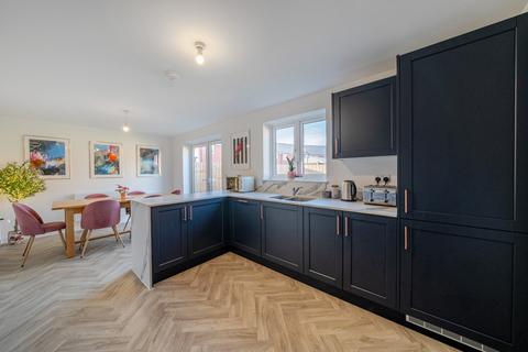 4 bedroom detached house for sale, Avellana Way, Ashchurch, Tewkesbury