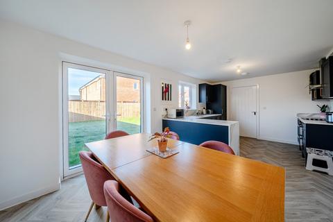 4 bedroom detached house for sale, Avellana Way, Ashchurch, Tewkesbury