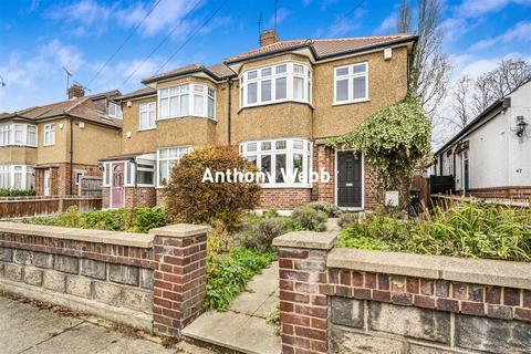 undefined, Dawlish Avenue, Palmers Green, N13