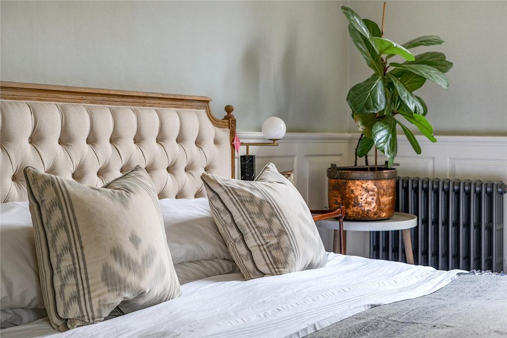 Bedroom Details