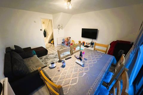 undefined, Apsledene, Gravesend, Kent