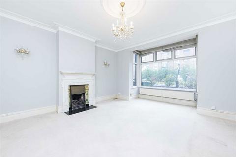 undefined, Lower Richmond Road, London SW14
