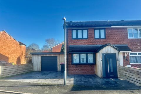 3 bedroom semi-detached house to rent, Sorrel Drive, Kingsbury, Kingsbury, B78