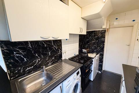 undefined, Beechfield Gardens, Romford, RM7