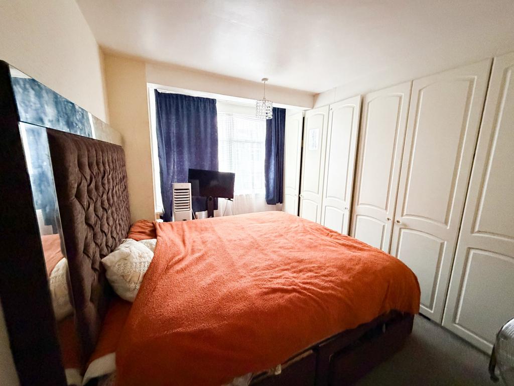 Beechfield Gdns RM7
