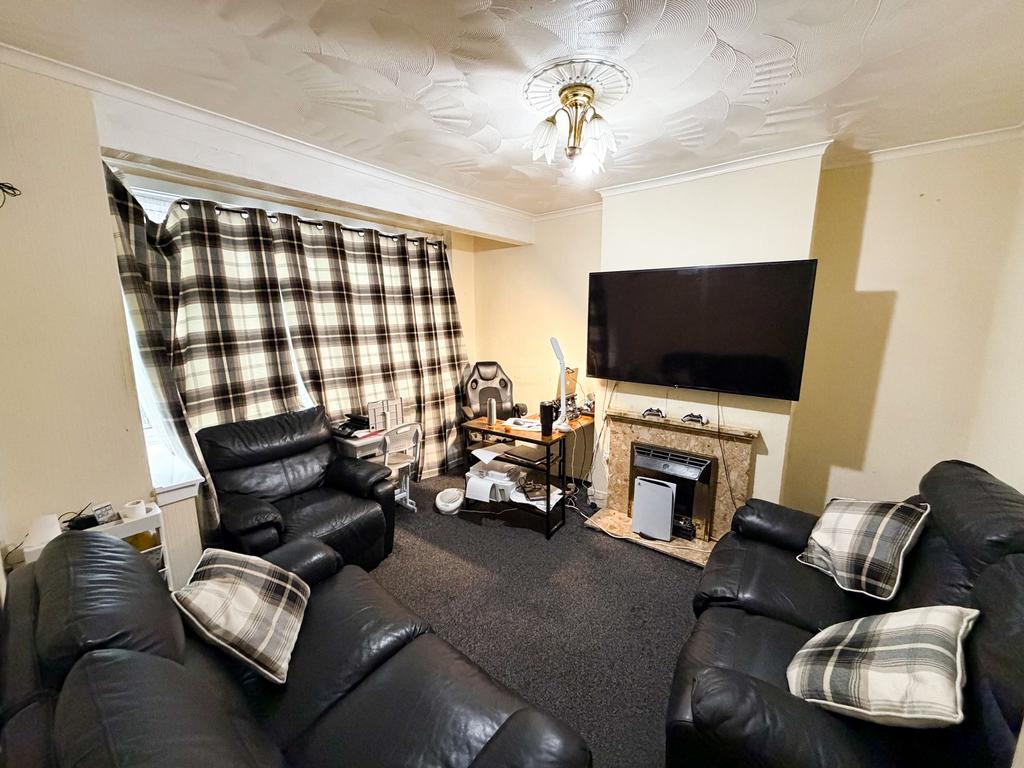 Beechfield Gdns RM7