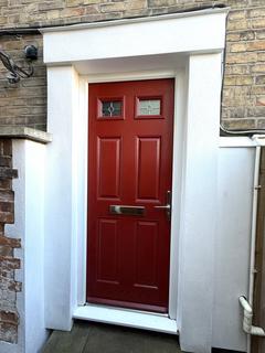 1 bedroom maisonette to rent, Moulsham Street, Chelmsford, CM2 0JT