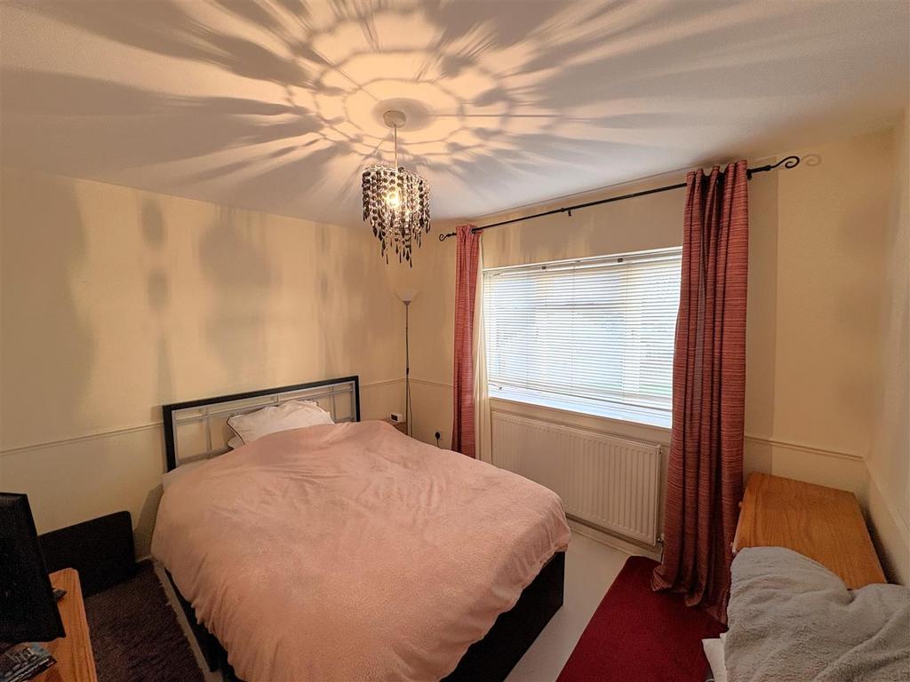 Bedroom One.jpg