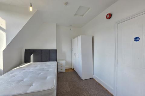 undefined, C, Burlington Parade, Cricklewood, NW2
