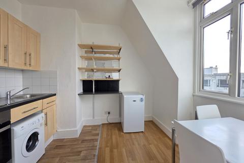 undefined, C, Burlington Parade, Cricklewood, NW2