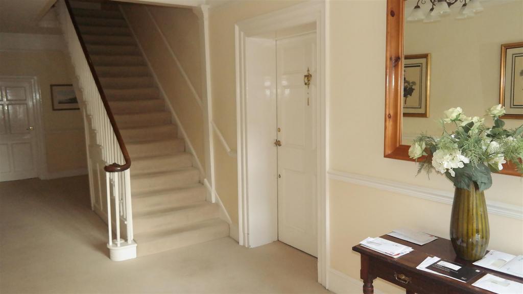 Communal Entrance.jpg