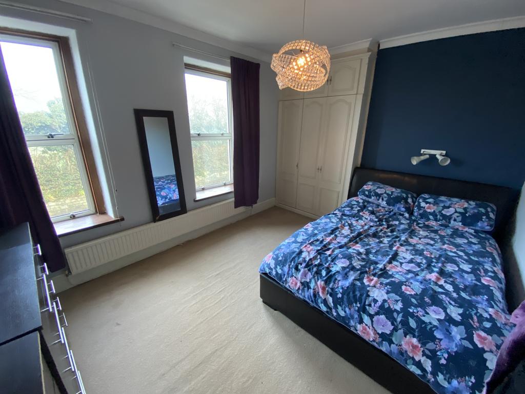 Front bedroom 1