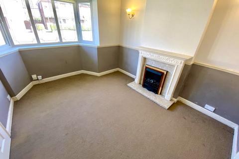 3 bedroom semi-detached house to rent, Attlee Crescent, Bilston WV14