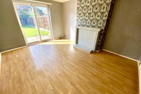 3 bedroom semi-detached house to rent, Attlee Crescent, Bilston WV14