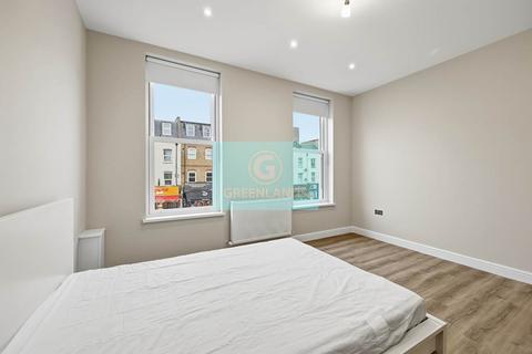 3 bedroom maisonette to rent, Bethnal Green Road, Bethnal Green, E2
