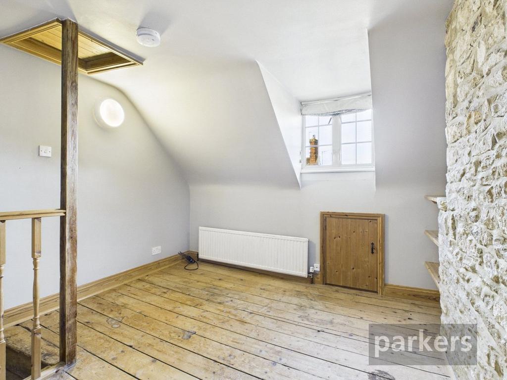 Bedroom/Attic