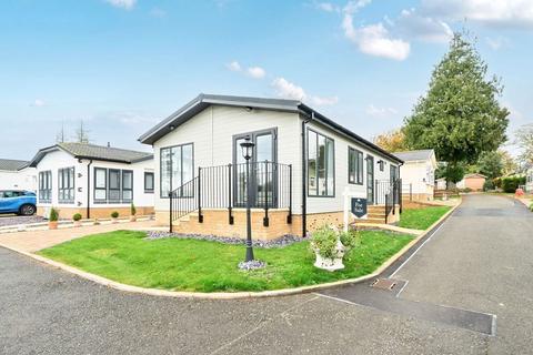 2 bedroom park home for sale, Ranksborough Hall Park, Oakham LE15