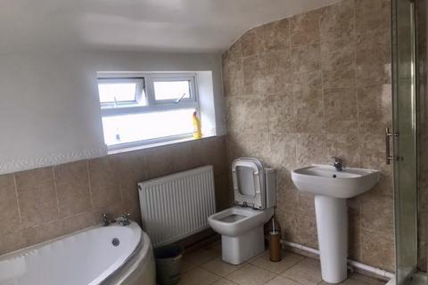 5 bedroom terraced house to rent, Olinda Street, Portsmouth PO1