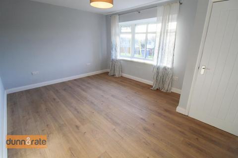 2 bedroom terraced house for sale, Meere Close, Stoke-On-Trent ST6