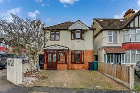 4 bedroom detached house to rent, Arlington Road, Woodford Green