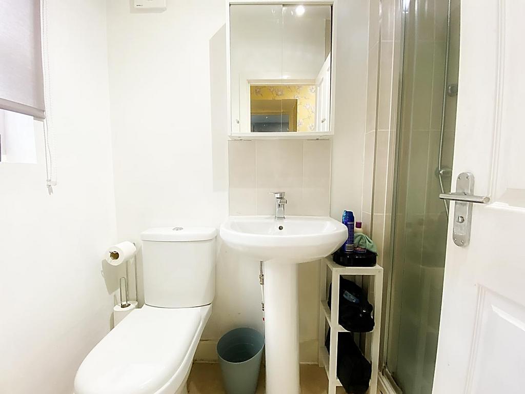 Shower Room 2