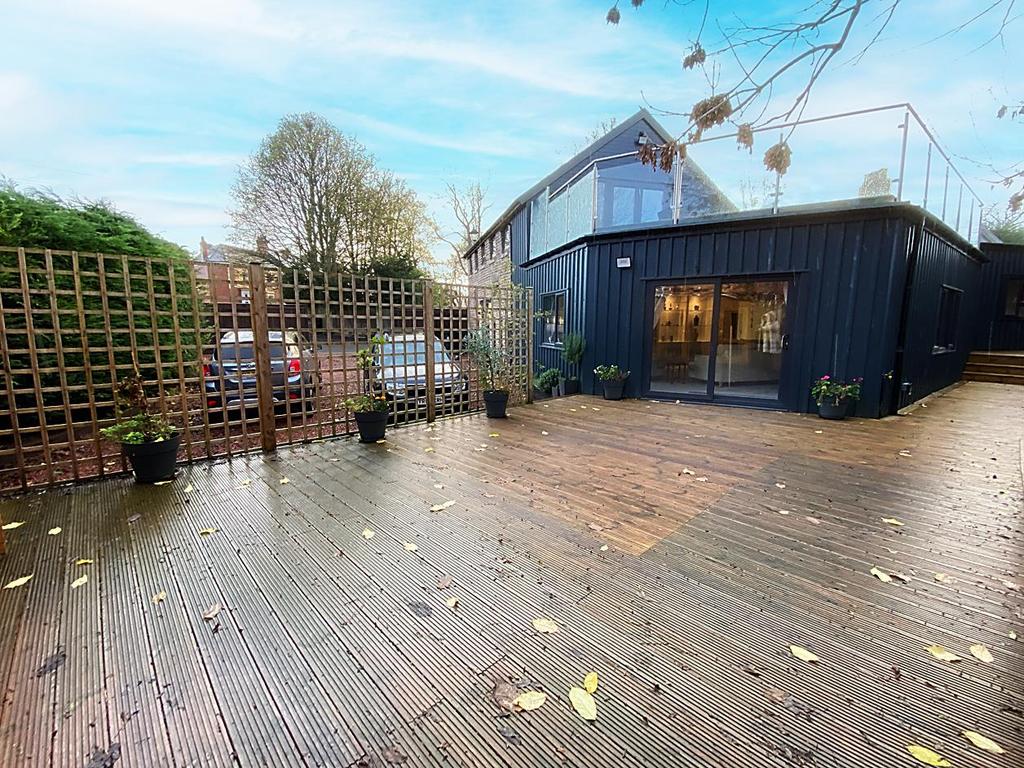 External, Garage &amp; Parking