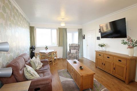 2 bedroom bungalow for sale, Sunnybank Crescent, Brinsworth, Rotherham