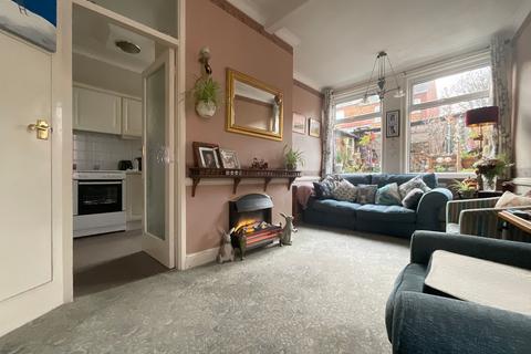 undefined, Mayville Avenue, Scarborough, YO12
