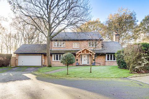 undefined, Woodland Rise, Studham, Studham, LU6