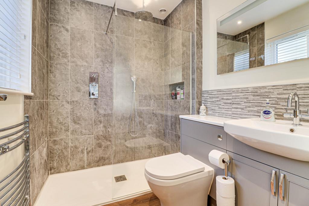 Ensuite