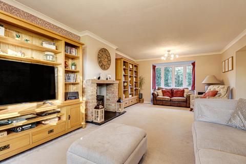 undefined, Woodland Rise, Studham, Studham, LU6