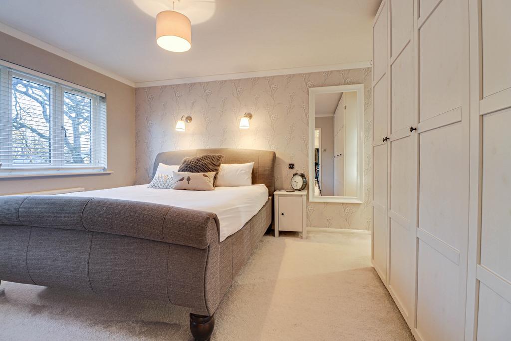 Principal bedroom