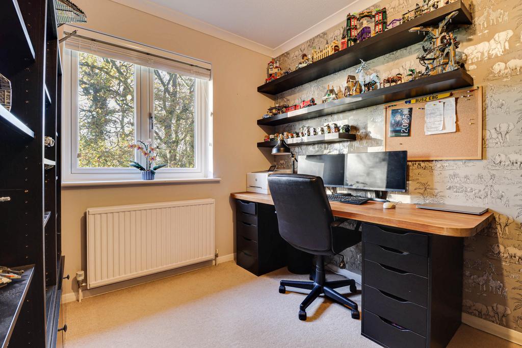 Bedroom/Study