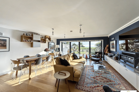 undefined, Cooden Drive, Bexhill-on-Sea, TN39