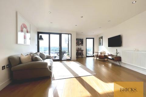 2 bedroom apartment to rent, The Broadway, Loughton IG10