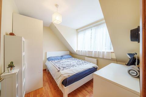 undefined, Lancaster Road London SE25