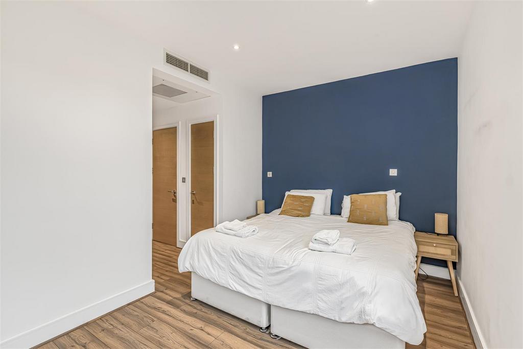 Flat 15  226 Upper Richmond road-11.JPG