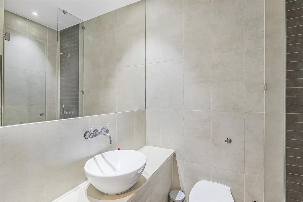 Flat 15  226 Upper Richmond road-15.JPG