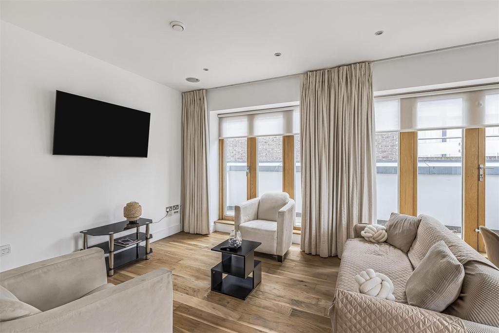 Flat 15  226 Upper Richmond road-1.JPG