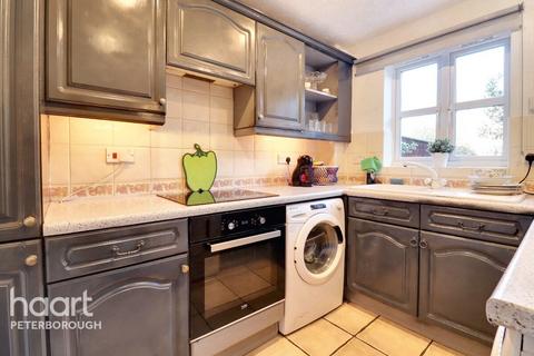 3 bedroom detached house for sale, Meadenvale, Parnwell