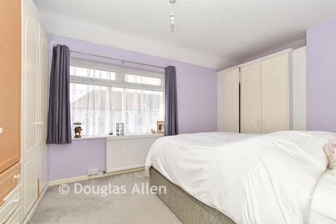 3 bedroom semi-detached house for sale, Homestead Road, Dagenham, Essex