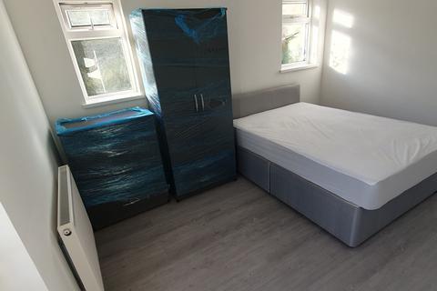 1 bedroom ground floor flat to rent, View Property Video