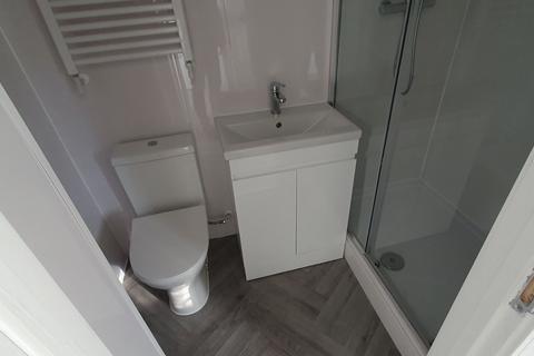 1 bedroom ground floor flat to rent, View Property Video