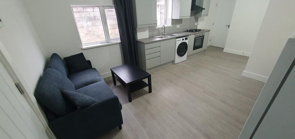 Apartment in Cardiff, Plasnewydd, Roath
