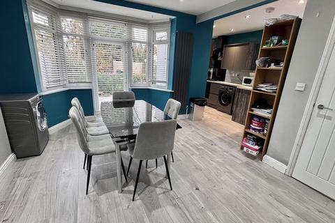 3 bedroom semi-detached house for sale, Glen Parva, Leicester LE2