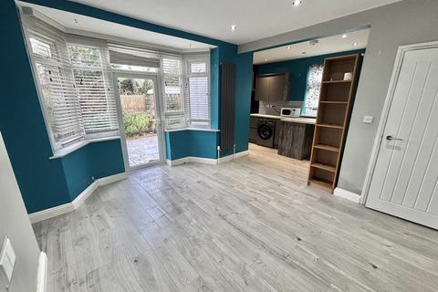 3 bedroom semi-detached house for sale, Glen Parva, Leicester LE2