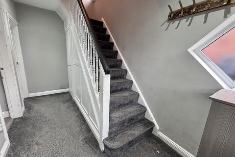 3 bedroom semi-detached house for sale, Glen Parva, Leicester LE2