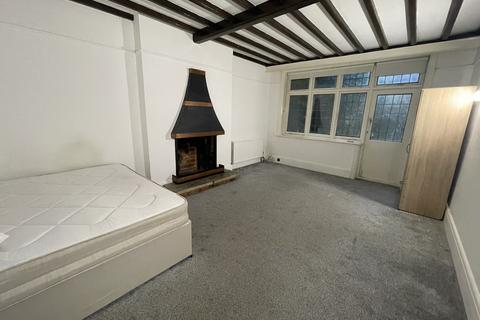 undefined, Springwell Road, Hounslow TW5