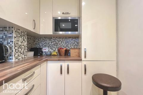 undefined, Chiltern Gardens, Luton
